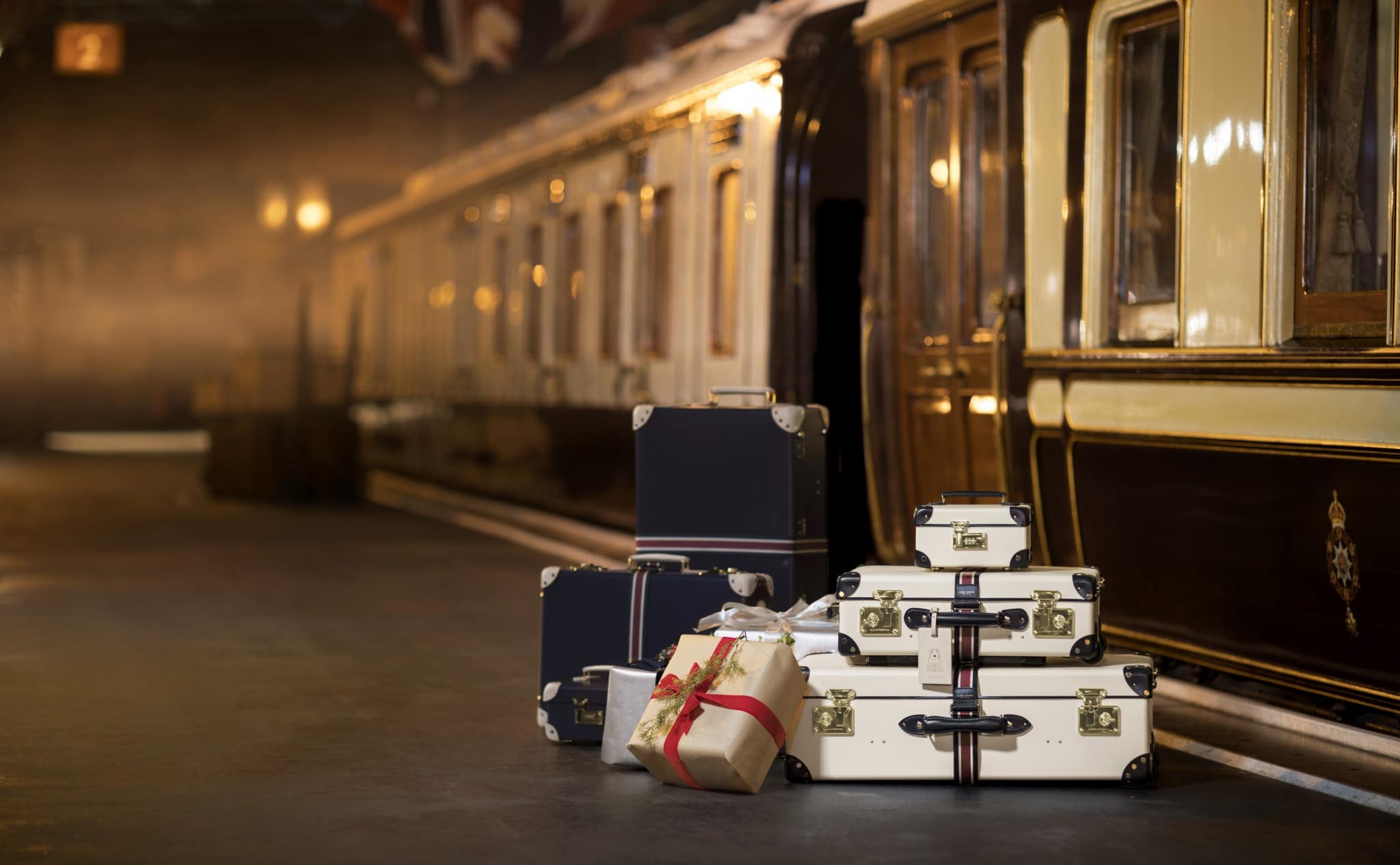 Globe-Trotters Christmas Gift Guide - GLOBE-TROTTER