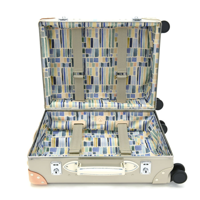 Albion · Carry-On - 4 Wheels | Stone/Natural - GLOBE-TROTTER