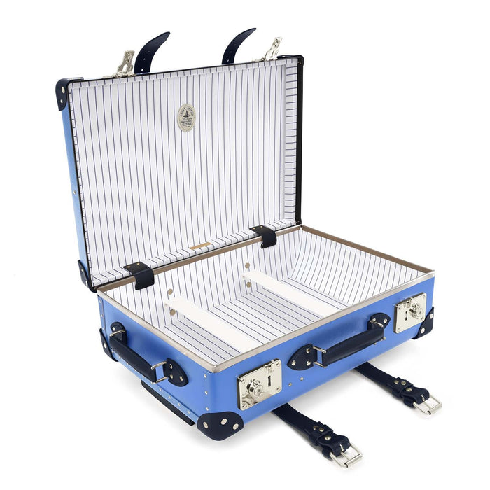 Cruise · Carry-On - 2 Wheels | Royal Blue/Navy/Chrome