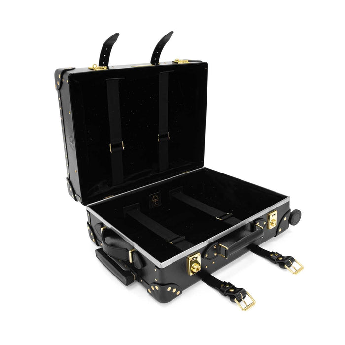 The Vampires Wife · Carry-On - 4 Wheels | Black/Black/Gold