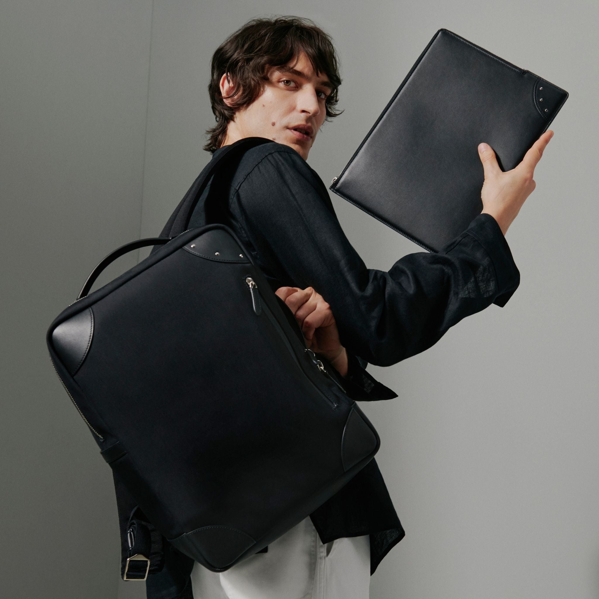Metropolis · Backpack | Black/Chrome